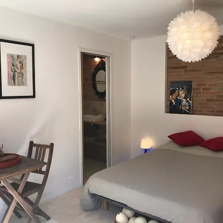Bed and Breakfast La Bulle De Gaston