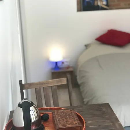 Bed and Breakfast La Bulle De Gaston Τουλούζη
